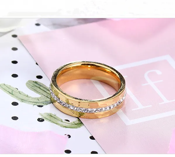 Fashion%20Trendy%2018K%20Gold%20Plated%20Jewelry%20Ring%20Titanium%20Steel%20Couple%20Diamond%20Wedding%20Ring%20for%20Gift%20-%20Image%208