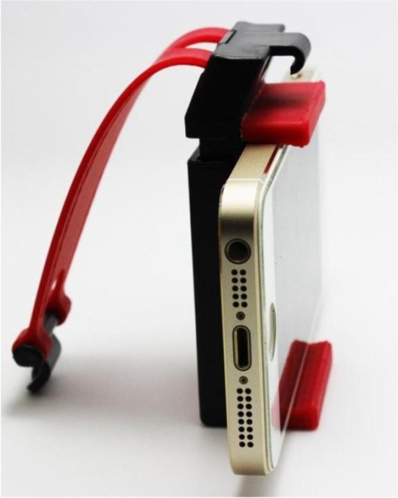 Universal%20Car%20Steering%20Wheel%20Mobile%20Phone%20Holder%20Bracket%20-%20Image%204