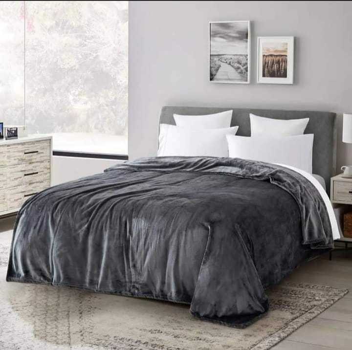 SUPER%20SOFT%20HIGH%20QUALITY%20DOUBLE%20BED%20FLEECE%20AC%20BLANKET%20-%20ONE%20COLOR%20KING%20SIZE%20SUMMER%20BLANKET%20-%20LUXURY%20FLEECE%20AC%20COMFORTER%20BY%20IMPERIAL%20BEDDING%20-%20Image%205