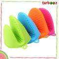 1 Turn Table,12 Piece of Cake Decoration nozzles with Icing Bag , 1Pair pot gloves,3pc screber set, 6pc measuring Cups,silicone Spatula and Brush, 3 pc round cake mould and 2 pc pizza kinfe set.. 