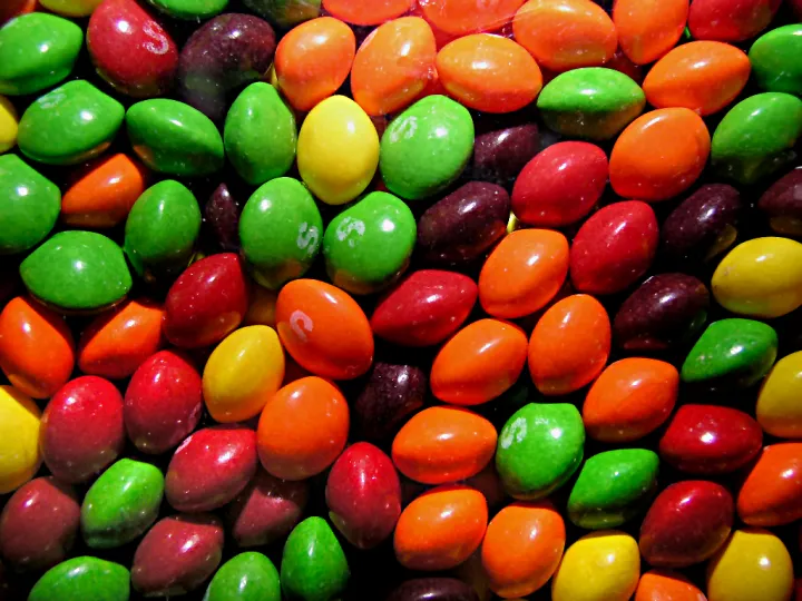 Skittles%20Original%20152%20gram%20Pouch%20-%20Image%204