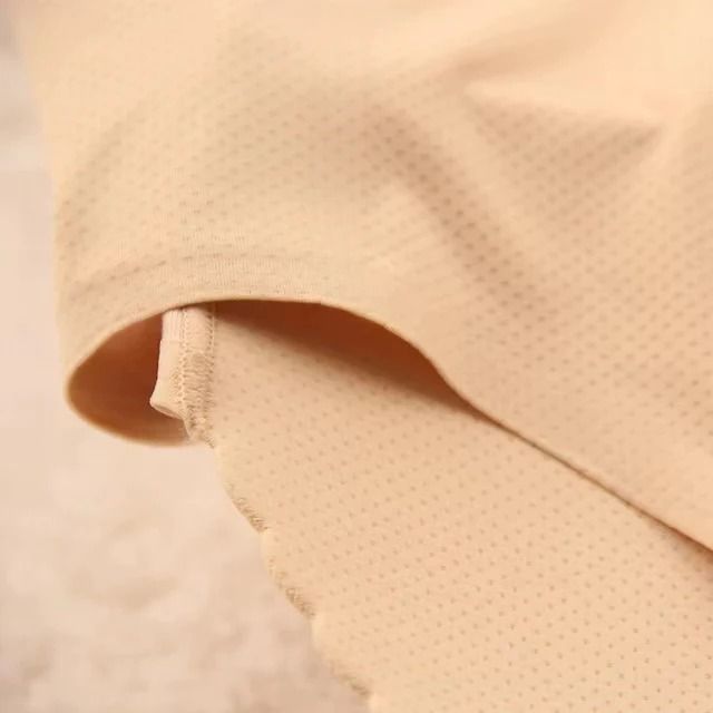 Padded%20panty%20Women%20Seamless%20Butt%20Hip%20Enhancer%20-%20Image%206