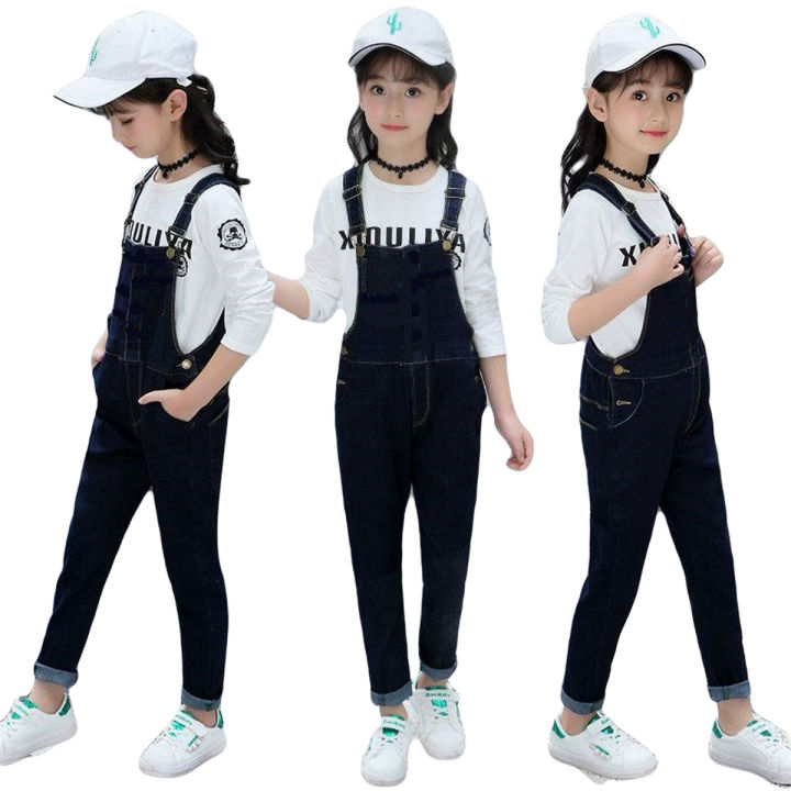 Black%20Romper%20For%20Baby%20Girls%20-%20Dress%20Your%20Adorable%20Baby%20Girls%20In%20A%20Stylish%20Black%20Romper%20With%20Elegance%20-%20Image%202