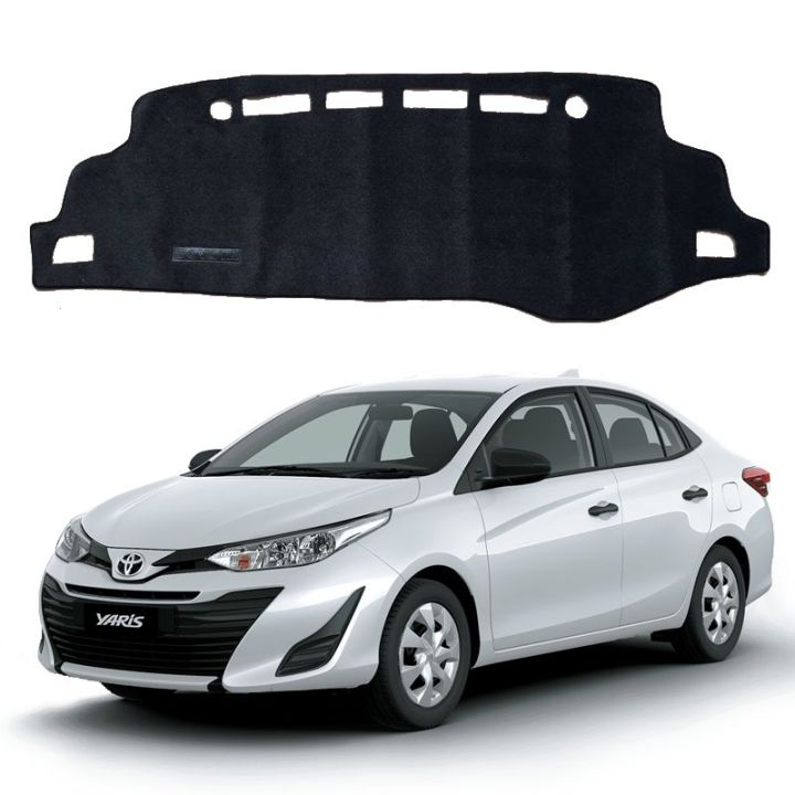 Toyota Yaris 2021 - 2024 Dashboard Carpet Cover – Premium Quality, Washable & Heat-Resistant Mat