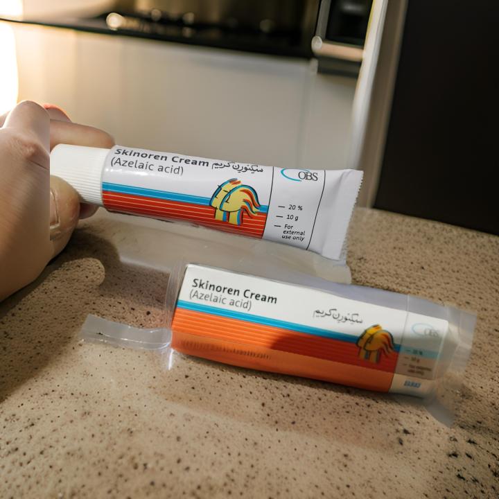 Skinoren%20for%20acne%20-%20Image%202