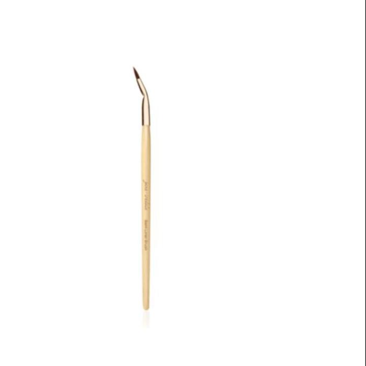 Eyeliner brush bent