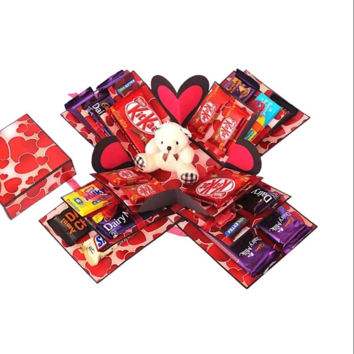 surprise 3 layers magenta explosson box with chocolates