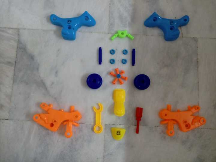 Children%20DIY%20Mini%20Motorcycle%20Toy%20Set%20High%20Quality%20Plastic%20Assembles%20and%20Removable%20Toy%20Fun%20Puzzle%20for%20Kids%20-%20Image%206