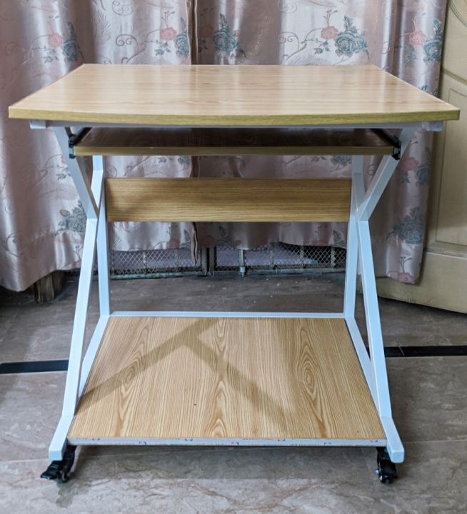 Home%20Office%20Computer%20Table%20With%20Keyboard%20Tray%20For%20Office%20&%20Home%20Bedroom%20Study%20-%20Image%203