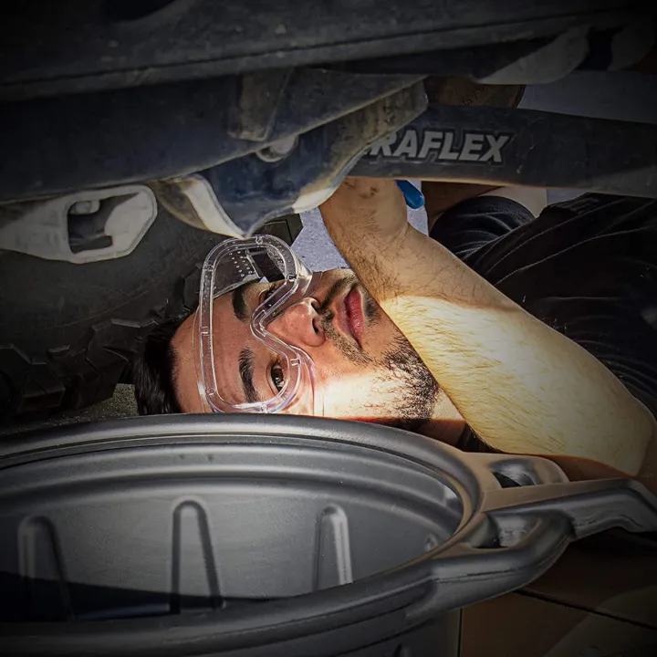 Multi-Purpose%20Eye%20Safety%20Goggles%20Adjustable%20Band%20White%20Color%20Swimming%20Goggles%20Adjustable%20Size%20Comfortable%20Eye%20Wear%20%20Anti-Impact%20Waterproof%20Goggles%20-%20Image%207