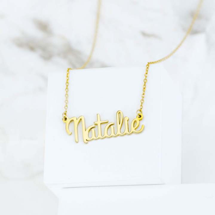 Customized%20Necklace,%20Name%20Locket,%20Custom%20Name%20Lockets%20For%20Girls%20-%20Image%202