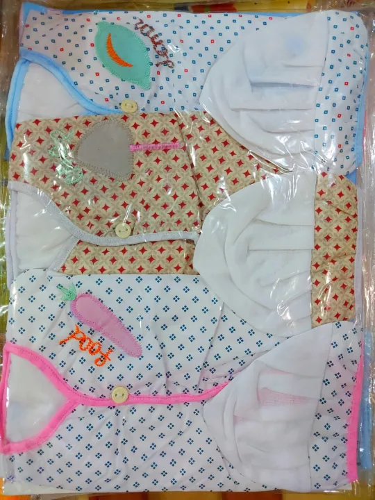 Pack%20of%203%20New%20born%20Baby%20Cotton%20Dress%20With%20Cap%20-%20Image%202