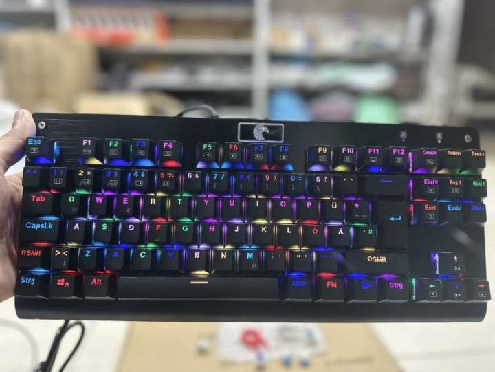 E-Yooso%20Falcon%20Z-77%20Mechanical%20Gaming%20Keyboard%20ARGB%20blue%20Switch%20Z-77%2087-Key%20LED%20Backlit%20N-Key%20Roll-Over%20Mechanical%20Keyboard%20ARGB%20hot%20swappable%20Keycap%20&%20switch%20puller%205%20extra%20blue%20shaft%20switches%20(Black)%20-%20Image%2010