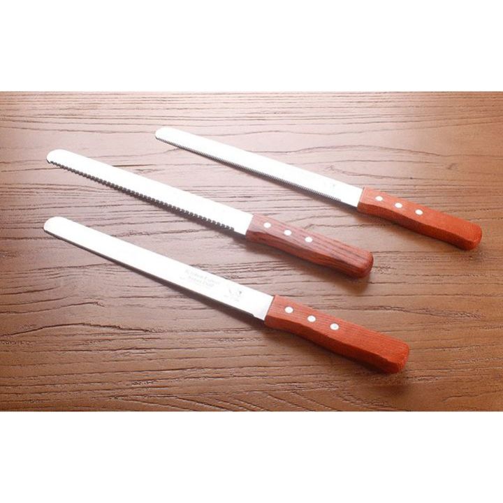 14%20inch%20Stainless%20Steel%20Bread%20Knife%20with%20Wooden%20Handle%20(Fine%20teeth,%20Thick%20teeth,%20Flat%20teeth)%20-%20Image%203
