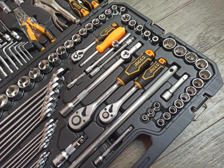 Ingco%20142Pcs%20combination%20tools%20set%20(Sockets,%20Wrenches,%20Hammer,%20Plier%20etc)%20With%20Hard%20BMC%20Box%20-%20Image%204
