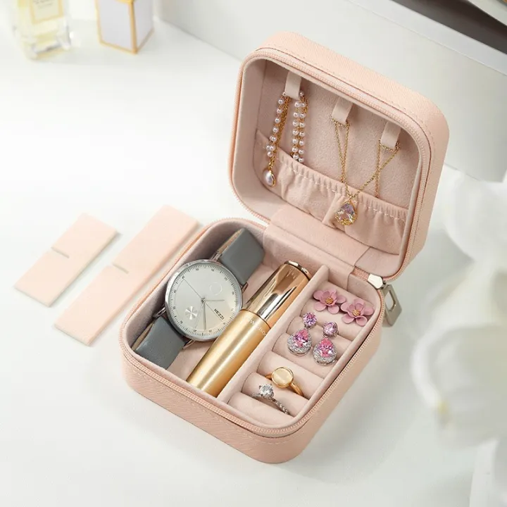 Leather%20Travel%20Jewelry%20Organizer%20Box%20for%20Women%20%E2%80%93%20Portable%20Storage%20Case%20for%20Hair%20Accessories%20&%20Rings%20%E2%80%93%20Classic%20Style%20%E2%80%93%20All%20Season%20-%20Image%2010