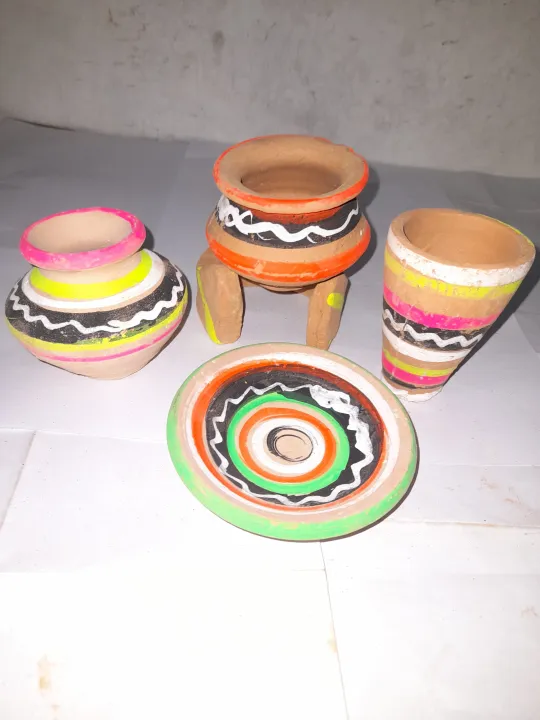 Clay%20Pots%20Kitchen%20Set%20(large)%20%7C%20Set%20of%205%20Pcs%20%7C%20Kids%20Play%20&%20Home%20Decor%20%7C%20Clay%20Crockery%20Pots%20%7C%20Earthen%20Crockery%20Pots%20%7C%20Terracotta%20Crockery%20Pots%20-%20Image%204