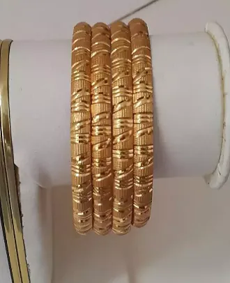SET%20OF%20TWO%20BANGLES%20FOR%20WOMEN/%20GIRLS%20JEWELLERY%20-%20Image%204