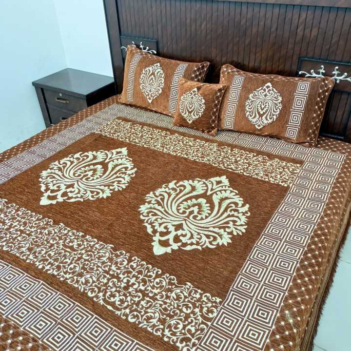 Velvet%20Bedsheet%20King%20Size%20For%20Bridal%20/%20Velvet%20Bed%20Sheet%20King%20Size%205%20PCS/%20Double%20Bedsheet%20Set%20Fabric%20Velvet%20Jacquard%20Fancy%20Bed%20Sheet%20-%20Image%204
