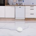 Smart Water Leakage Detector Alarm, Wi-Fi Water Leak Alarm Sensor APP Control, Battery Operated, for Kitchen Bathroom Laundry Room (1 Pack). 