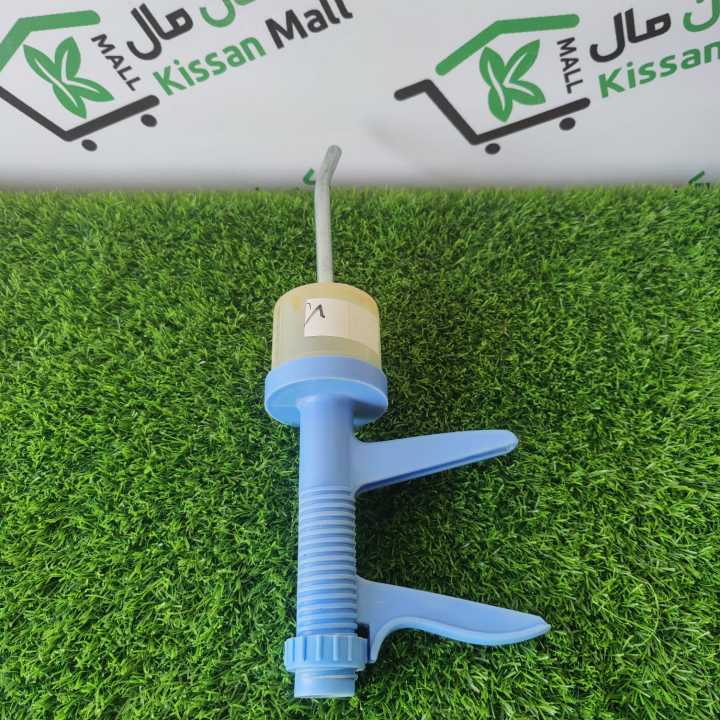 Drenching%20Guns%20120%20ml%20Plastic%20with%20Stainless%20Steel%20Nozzle%20Blue%20Color%20-%20Image%204