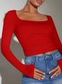SQUARE NECKLINE LONG SLEEVE RUCHED SIDE CROP TEE. 