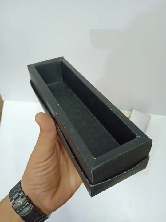 Gift%20Box%20(Pack%20of10%20pcs)%20(7.9%20x%202.4%20x%201.6)%20Inches%20Packaging%20-%20Image%204