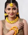 Bridal Mayon Floral Yellow Jewellery Set. 