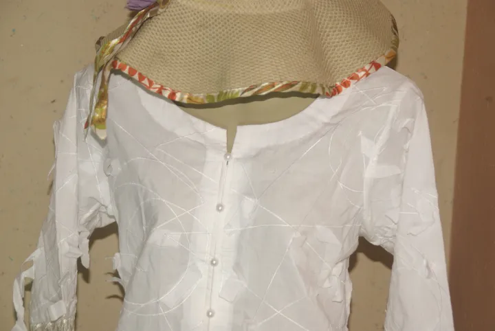 White%20Stylish%20embroidery%20%20Chicken%20cotton%20-%20Image%205