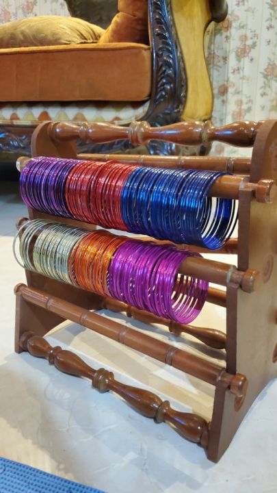 Bangle%20Bracelet%20Jewellery%20Display%20Stand%206%20Bars%20Wooden%20Hand%20Crafted%20Stained%20Brown%20-%20Image%203