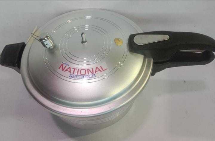 National%20Pressure%20Cooker%20Anodized%207%20Litre%20-%20Image%206