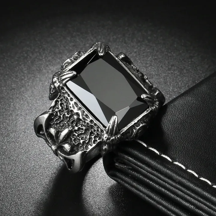 Premium%20Dragon%20Claw%20Stone%20Ring%20for%20Men%20%E2%80%93%20316L%20Stainless%20Steel%20Big%20Stone%20Punk%20Ring,%20Zircon%20Blue/Black,%20Vintage%20Jewelry%20Pakistan%20-%20Image%203