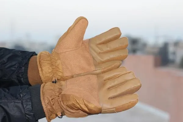 Tactical%20Thermal%20Layered%20Gloves%20-%20Image%203