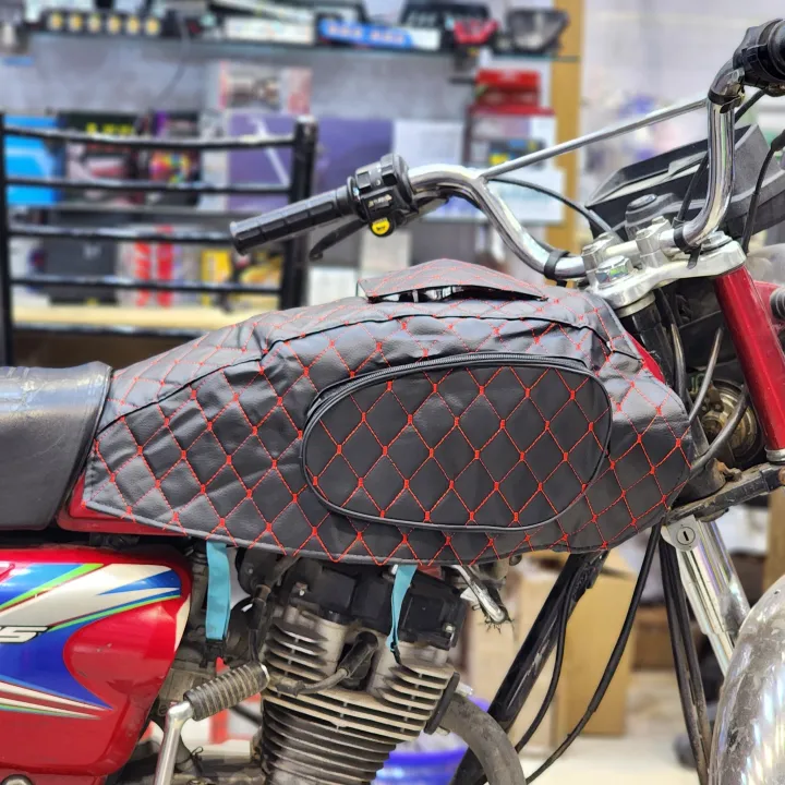 Motorcycle%20Fuel%20Tank%20Organizer%20Cover%20In%20Leather%20Stuff%20With%20Premium%20Quality%20For%20Bike%20(CG%20125)%20-%20Image%202