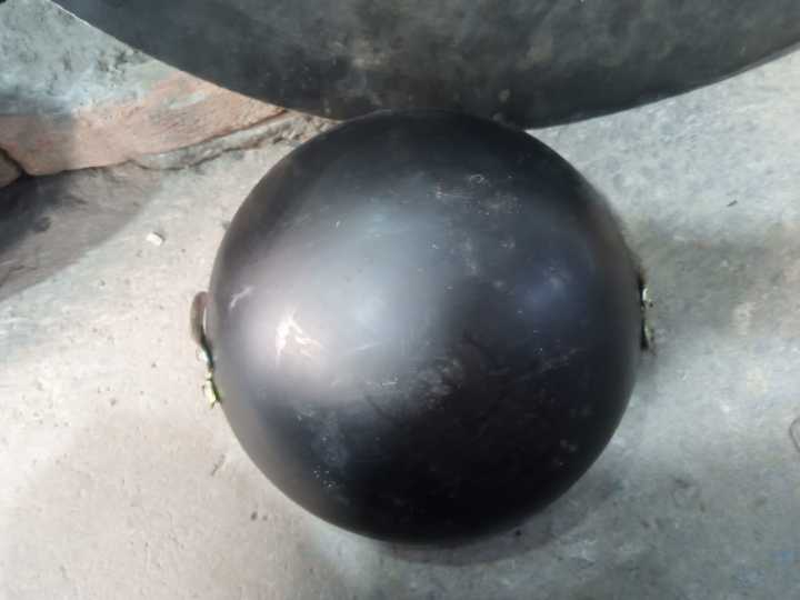 HAND%20MADE%20BLACK%20IRON%20KARAHI%20WITH%20GOLEN%20HANDLE%20HEAVY%20WEIGHT%20TOTALLY%20HAND%20MADE%20LIFETIME%20USEING%20BEST%20FOR%20MAKING%20SHANWARI%20KARAHI%20MUTTON%20KARAHI%20%20CHICKEN%20KARAHI%20%20FRYING%20SAMOSA%20FISH%20AND%20MANY%20MORE%20ITEMS%20%201%20-%20Image%205