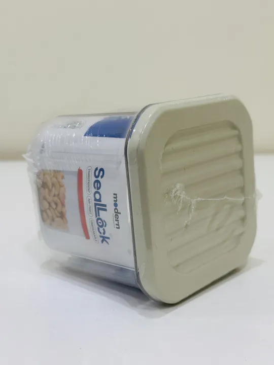 Seal%20Lock%20Crystal%20Airtight%20Jar%20with%20Colored%20Lid%20Premium%20Airtight%20Jar%20750ml%20Storage%20Organizer%20Moisture-Proof%20Storage%20Jar%20for%20Spices,%20Dry%20Fruits%20&%20Snacks%20-%20Image%207