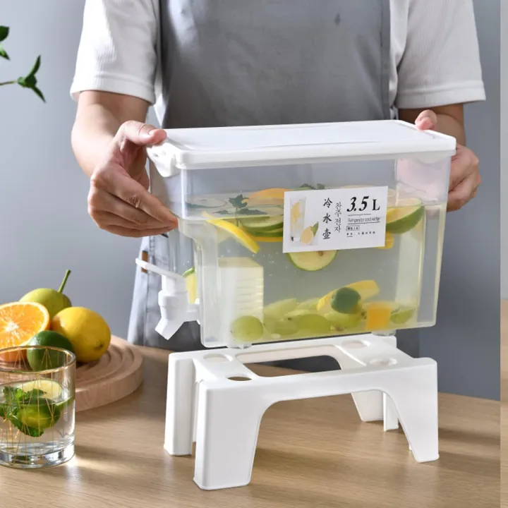 3.5L%20Drinks%20Dispenser%20with%20Dual-Use%20Stand,%20Juice%20Dispenser%20Fridge%20Water%20Dispenser,%20Juice%20Container%20Plastic%20Milk%20Bottle%20Dispenser%20for%20Making%20Teas%20and%20Juices%20-%20Image%207