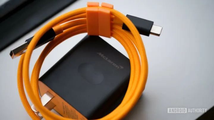 Original%20Mclaren%20OnePlus%207T%20Pro%20Warp%20charger%20adapter%205V/6A%20Mclaren%20fast%20charge%20oneplus%207t%207%20pro%206t%206%205t%205%203t%203%20Usb%203.1%20Type%20c%20cable%20-%20Image%207
