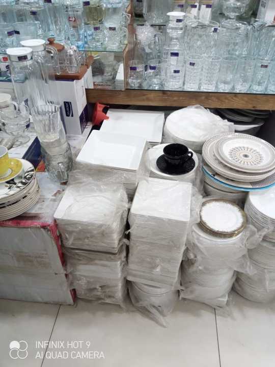 MELAMINE%20DOUBLE%20GLAZED%20SQUARE%20SHORT%2052%20PCS%20DINNER%20SET.%20-%20Image%208