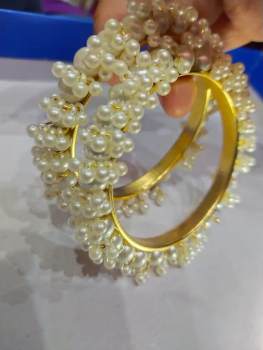Pearl%20Bangles%20For%20Girls%20and%20Women%20Stylish%20and%20Simple%20-%20Image%202