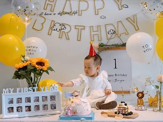 12%20Months%20Baby%20"%20MY%20FIRST%20YEAR%20"%20Frame%20Pictures%20%7C%20Baby%20Photo%20Frame%20%7C%20SJR%20Collections%20-%20Image%205