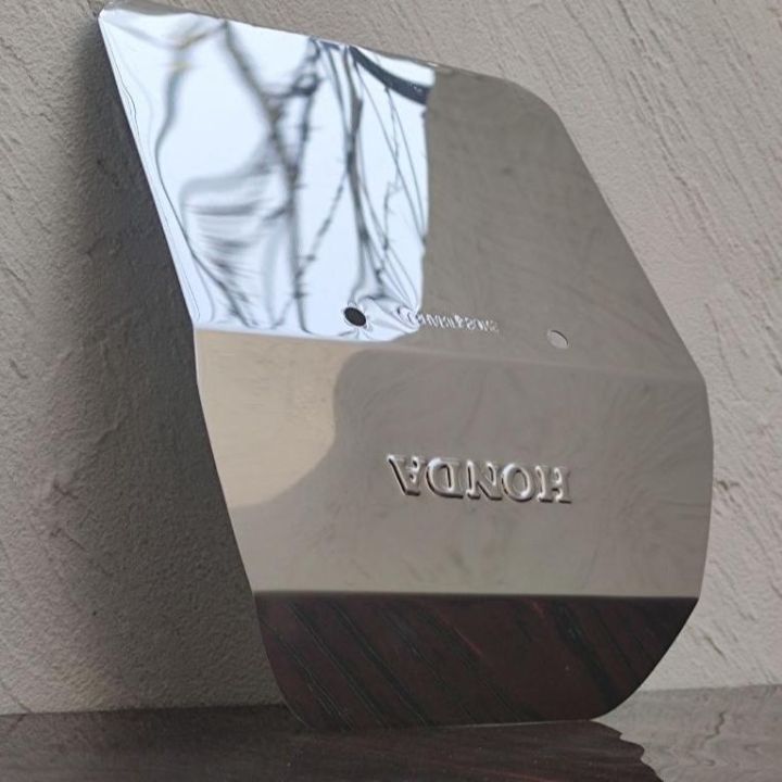 Engine%20Mud%20Flap%20%20steel%20Splash%20Guard%20Mud%20flap%20Honda%20Cd70,%20CG125,%20&Cb125F%20and%20Deluxe%20-%20Image%202