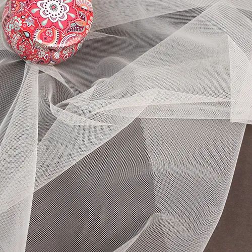 White%20Fabric%20Net%201%20Yard%20KN-05%20-%20Image%202