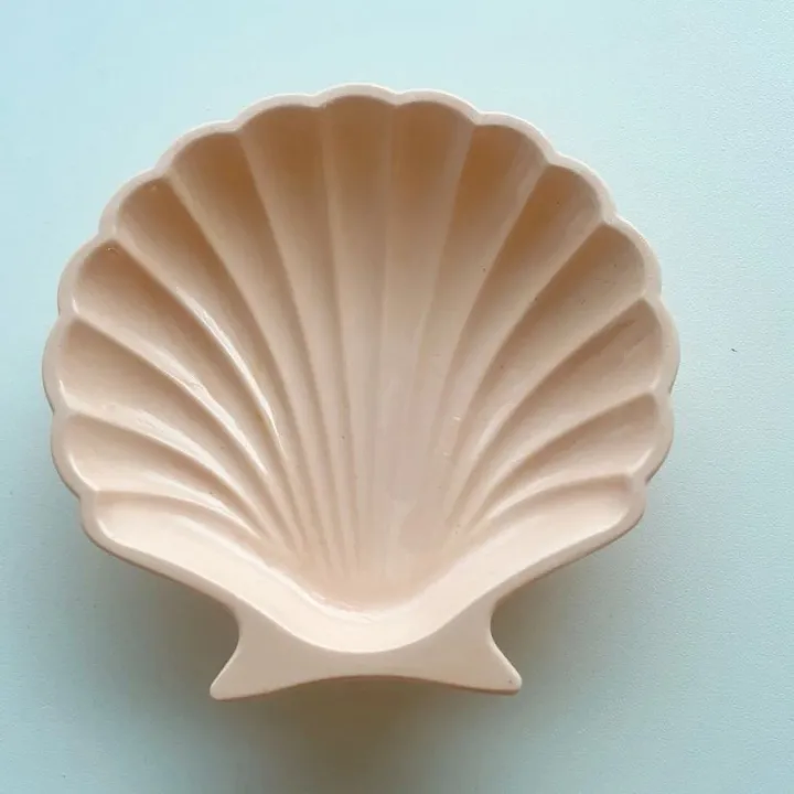 Jesmonite%20Clam%20Sea%20Shell%20trinket%20dish%20for%20jewellery%20storage%20and%20decorative%20made%20of%20cement%20and%20concrete%20-%20Image%206