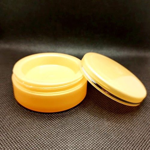 Empty%20Cream%20Containers%20Cosmetic%20Jars%2018%20Gram%20Refillable%20Plastic%20Cream%20Pot%20Jar%20-%20Image%205