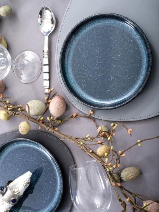 Star%20Blue%208-Inch%20Round%20Ceramic%20Serving%20Plate%20%E2%80%93%20Retro%20Dinner%20Plate%20for%20Salad,%20Sushi%20&%20Dessert%20-%20Image%204