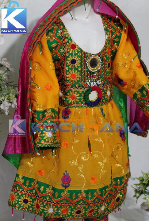 Kochyana%20Special%20Traditional%20Frock%20For%20kids%20-%20kids%20dresses%20-%20girls%20dresses%20Yellow%20Color%20-%20Image%204