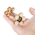 360 Degree Rotating Flower Shape Car Home Suction Mobile Phone Holder Bracket. 