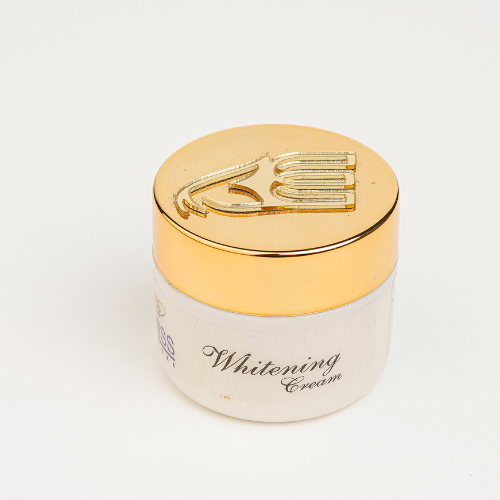 Bliss%20Pure%20Natural%20Skin%20Whitening%20Cream%20for%20face%20%20%7C%20Remove%20Dark%20Spots%20%7C%20Vitamin%20E,%20Vitamin%20C,%20Mineral%20Oil,%20Glycerin%20%20%7C%2030gm%20%7C%20Available%20at%20Bliss%20Pure%20-%20Image%203