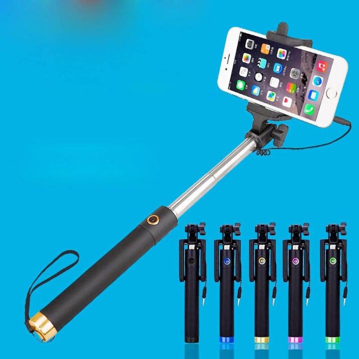 Best Selfie Sticks for your Phone with Adjustable Phone Clip